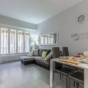  Appartement Dante 10 - Cosy Apartment Close Sea France